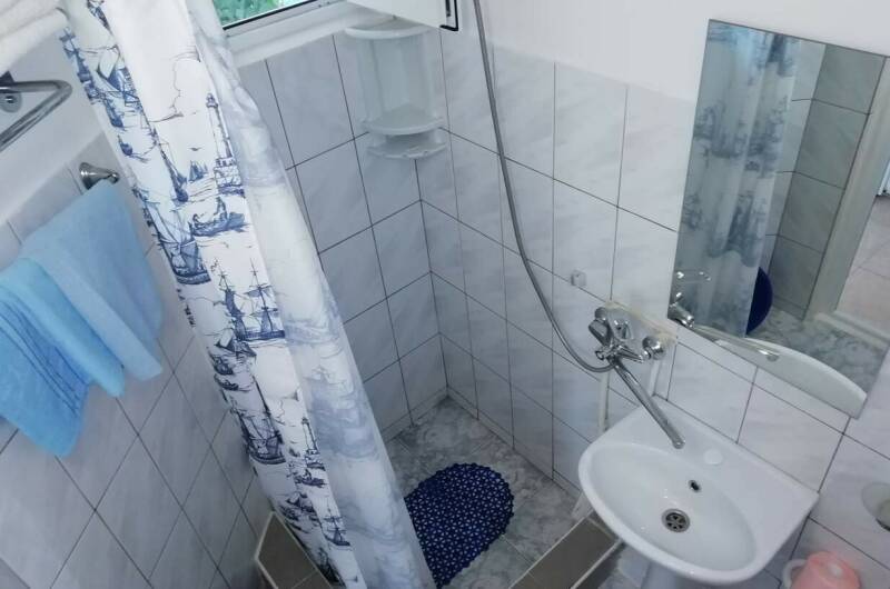 Четерыхместный номер с удобствами