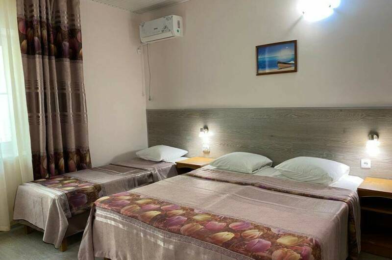 3-х местная комната с общим балконом