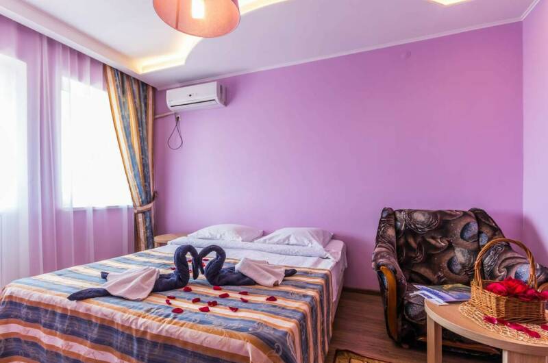 2-х местная комната с балконом и видом на море