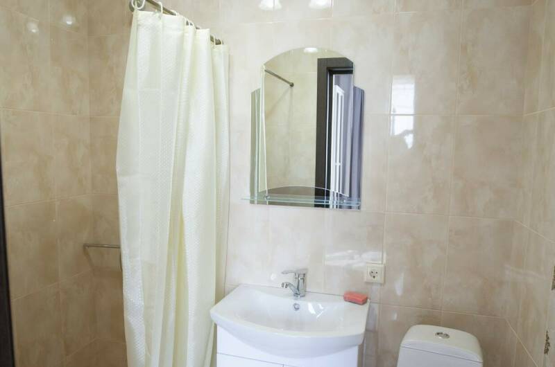 Трехместный люкс (без балкона)