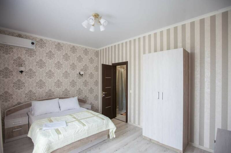 Двухкомнатный люкс с индивидуальным балконом