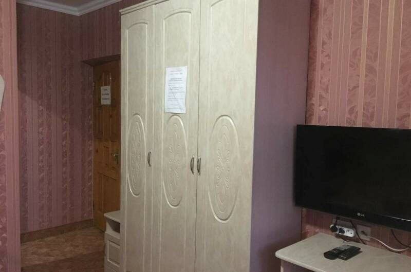 Трехместный полулюкс с балконом и видом на море