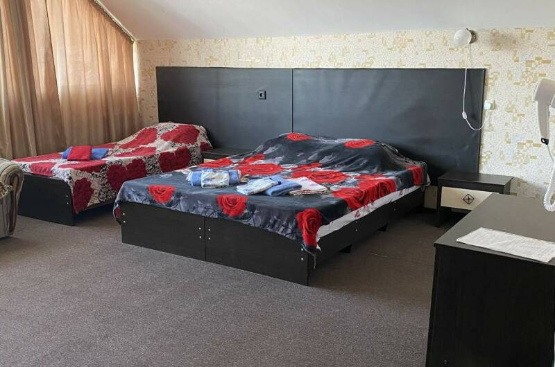 НОВЫЕ номера 3-х местный (личный Балкон)