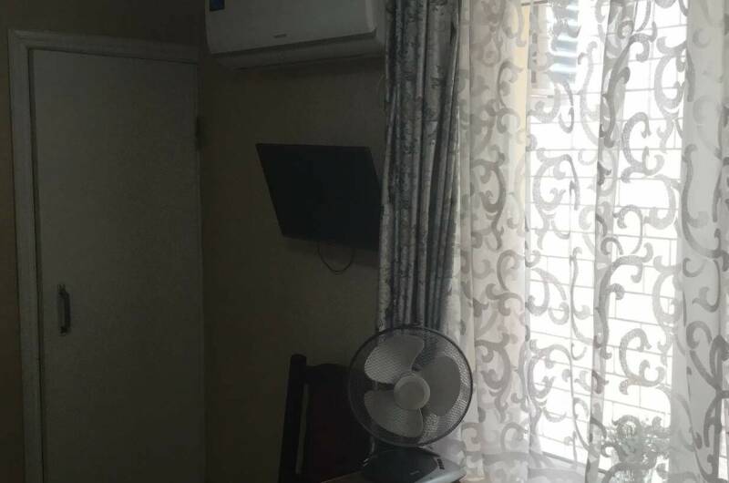 На первом этаже с беседкой