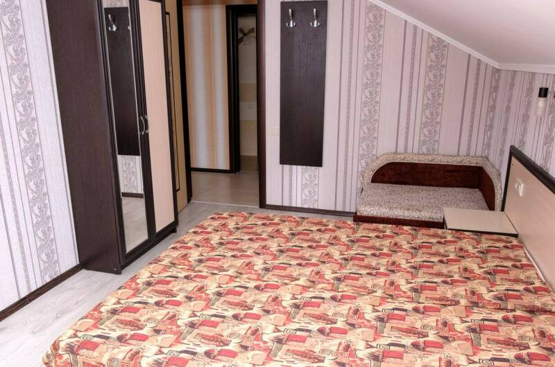 Двухкомнатный номер с кухней и балконом