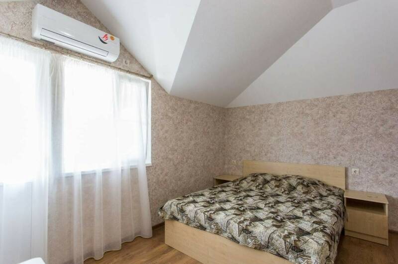 Двухместный номер с удобствами и с балконом