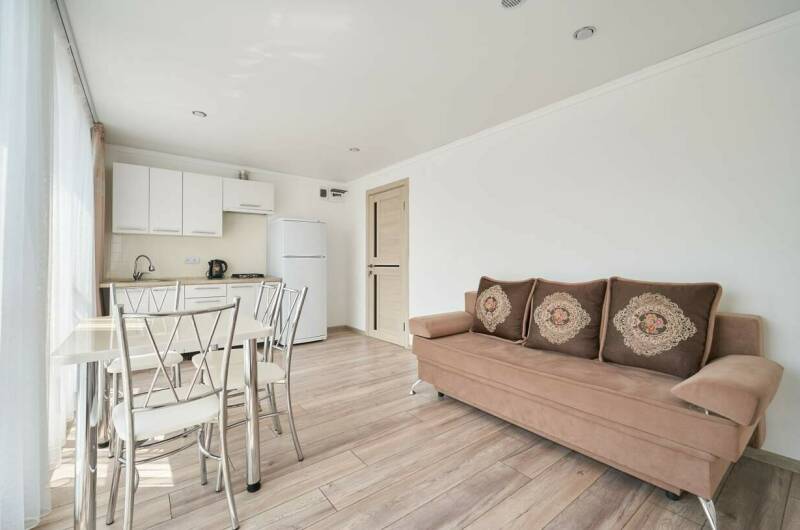 Двухкомнатный номер с собственной кухней