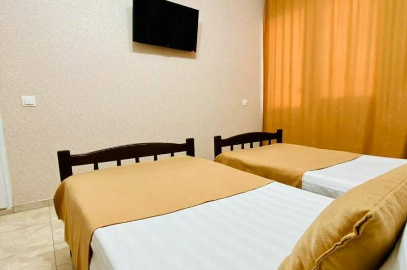 Трёхместный три раздельные односпальные кровати