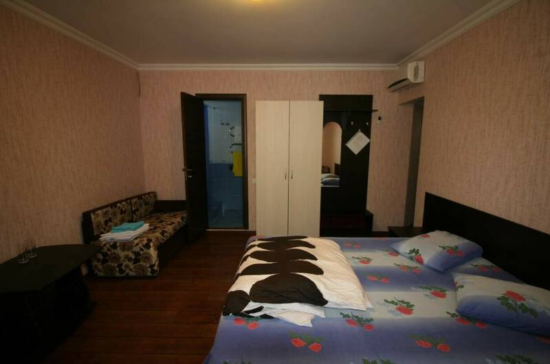 2-х местный +2 доп места (завтрак и ужин включены)