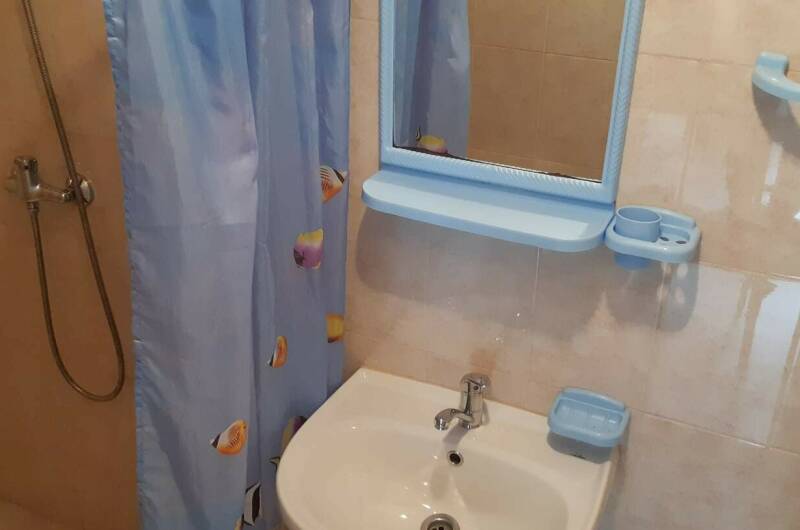 Стандартный трехместный номер с балконом