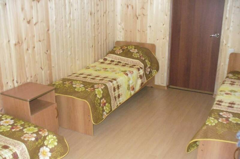 Полулюкс 4-х местный