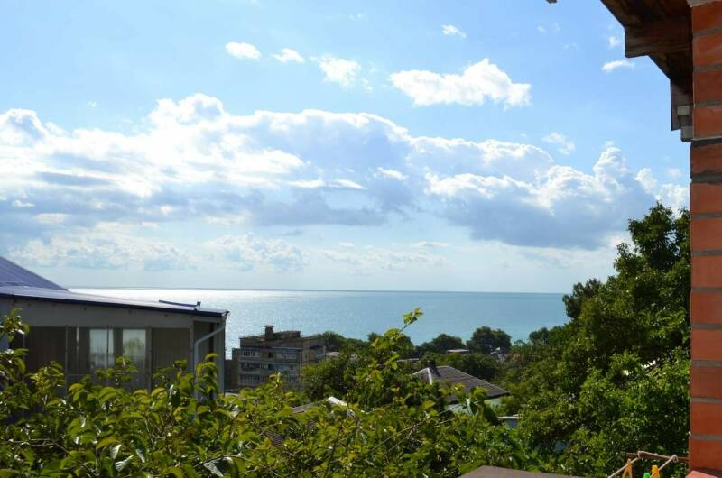 Трёхместный номер «Эконом» класса с балконом