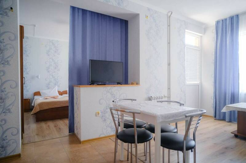 Двухкомнатный 4-местный с кухней