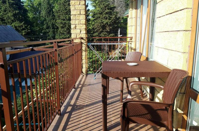 Двухкомнатные Апартаменты с кухней и балконом