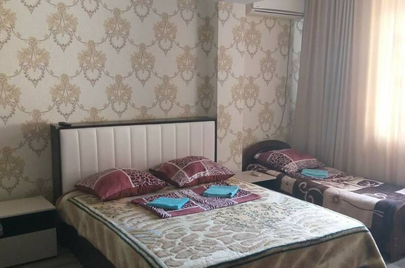 «Люкс» трехместный без балкона 2 этаж