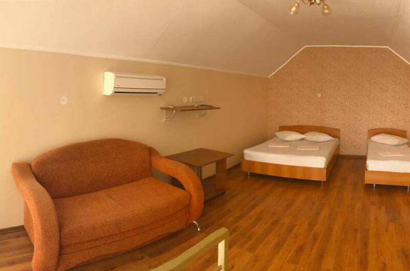 Коттедж двухуровневый 4-х местный