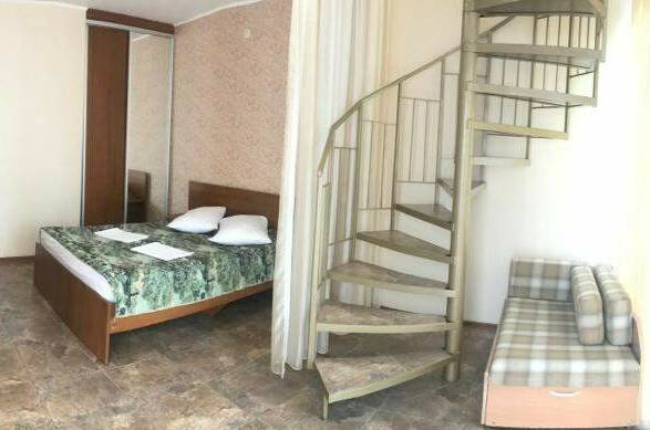 Коттедж двухуровневый 4-х местный