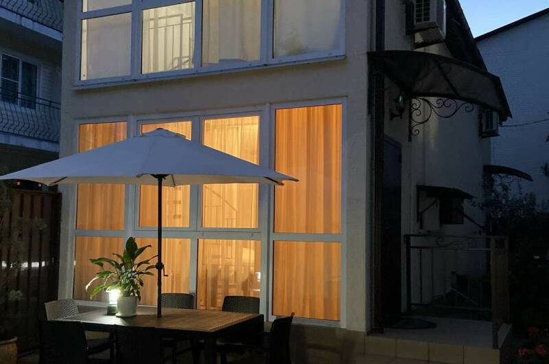 Коттедж двухуровневый 4-х местный