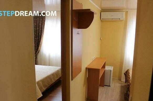 Двухкомнатный номер с удобствами на 4