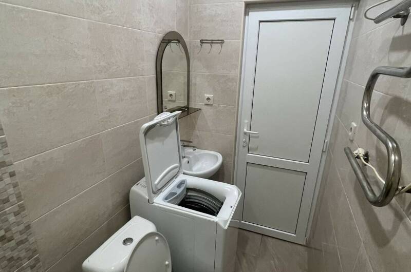 Студия с кухней, с балконом