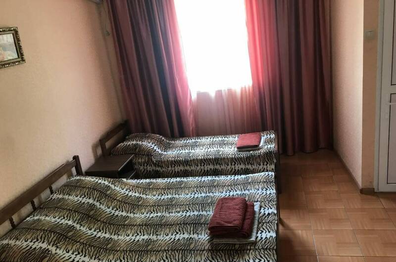 3х местный номер с удобствами. Корпус «Вероника»