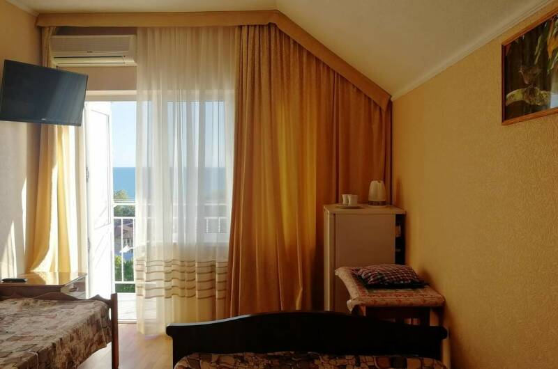 3х местный с балконом