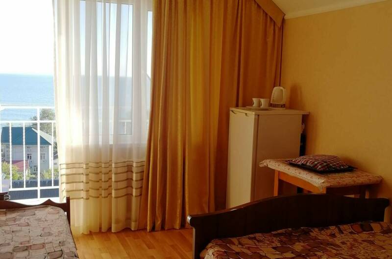 3х местный с балконом