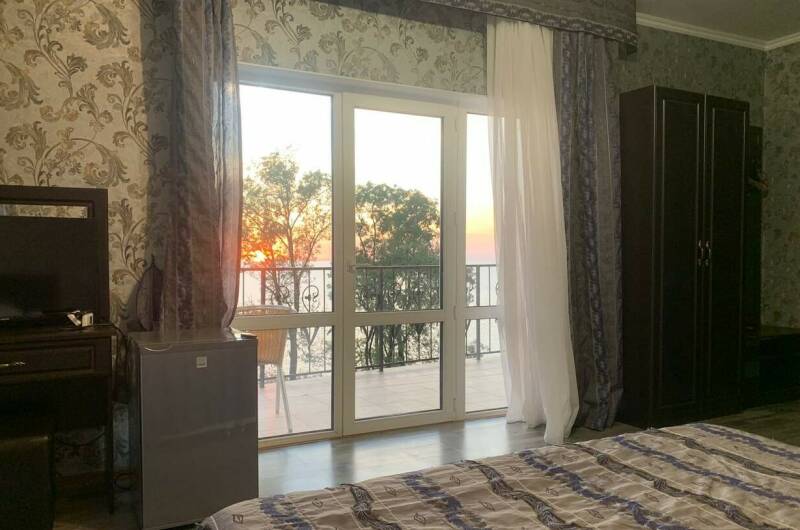 Панорамный номер с большим Балконом