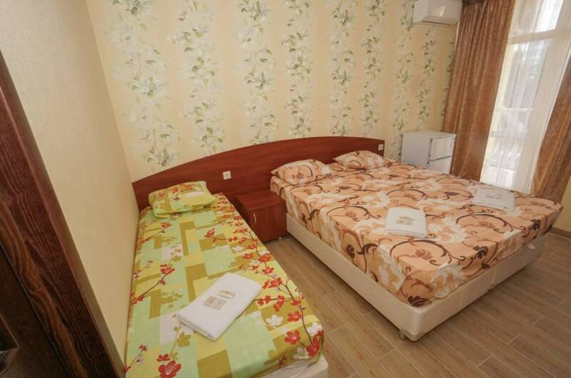 3-х местный с балконом корпус «Малахит 2»