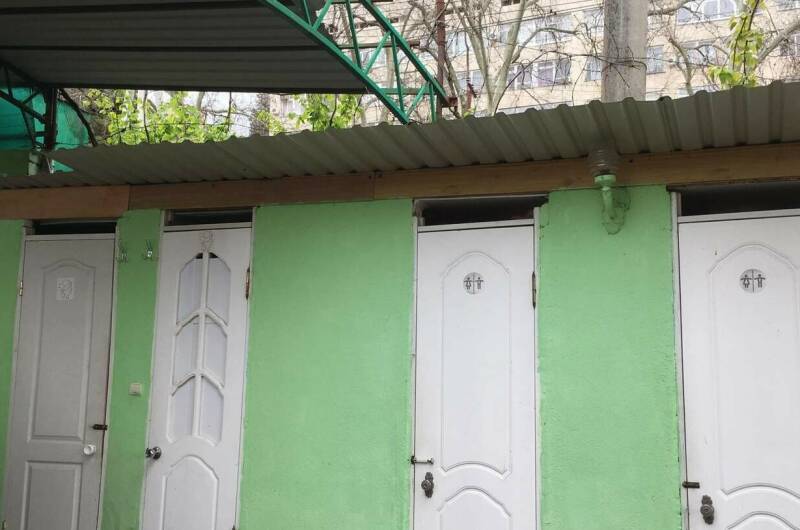 Двухместная комната с туалетом, конд. и тв. № 2