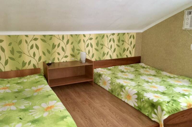 Трехместная комната Зеленая на 3-м этаже