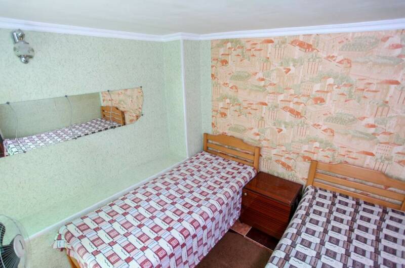 Двухместная комната цокольный этаж