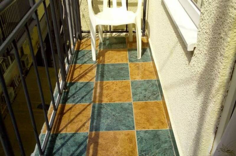 Трехместный