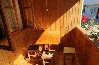 «Эконом» домик с балконом, 2-х, 3-местный