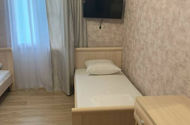 Четырехместный номер с балконом