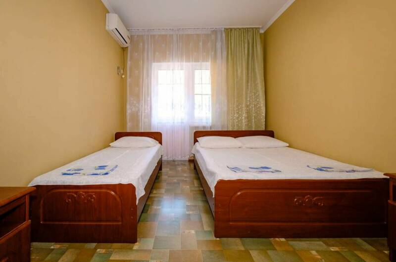 3-х местный с балконом