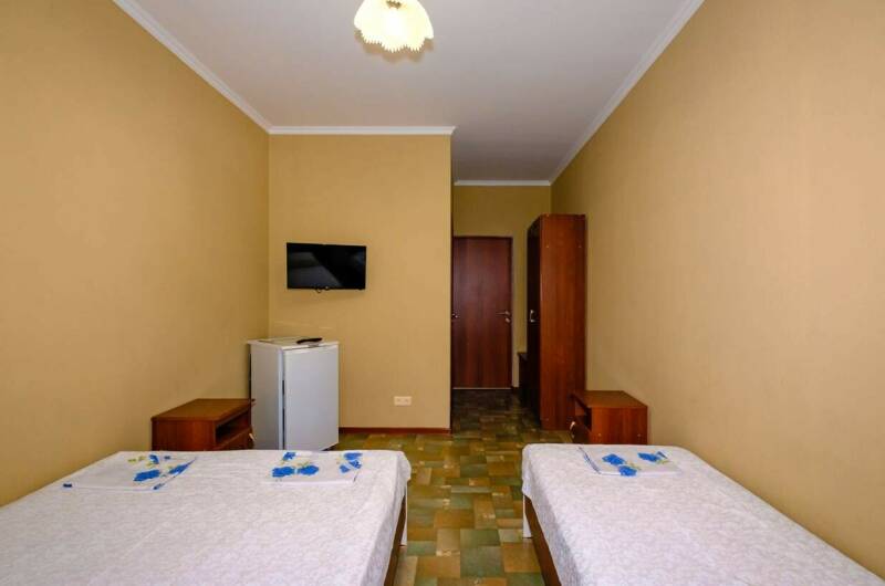 3-х местный с балконом