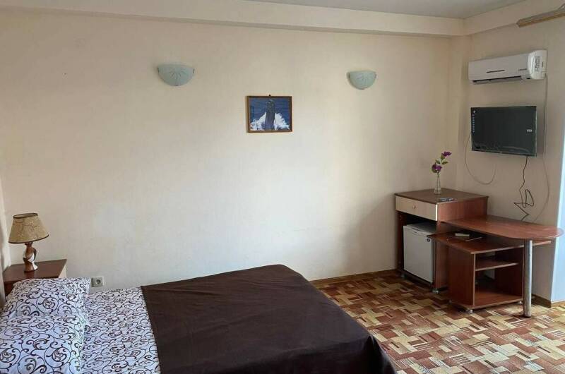 Номер «Комфорт» 3-местный с балконом