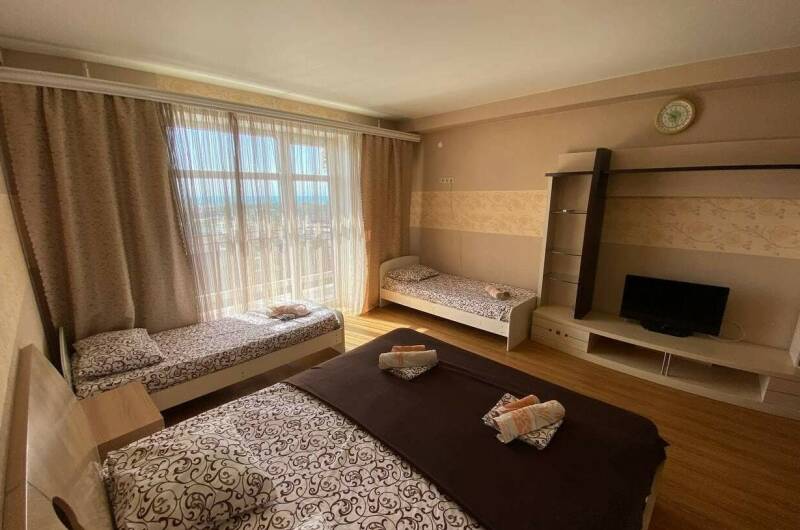 Номер «Эконом» 4-местный балкон с видом на море