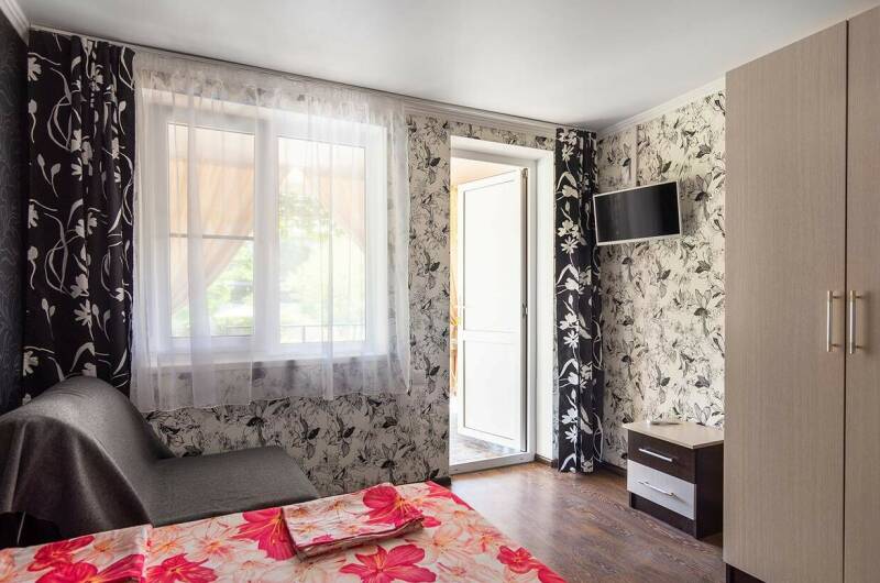 Standart (двухместный) с видом на бассейн