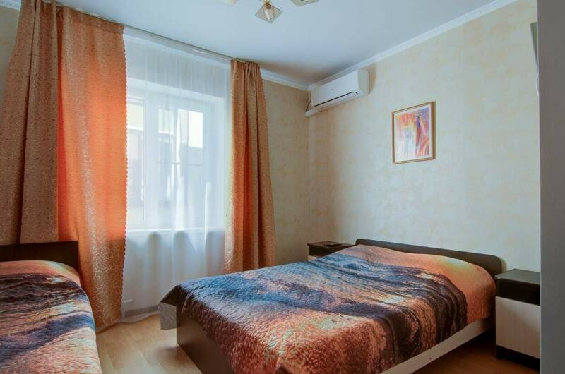 Бюджет Трехместный