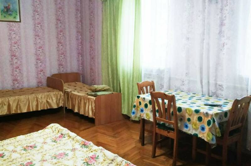 Пятиместный номер (каминная)