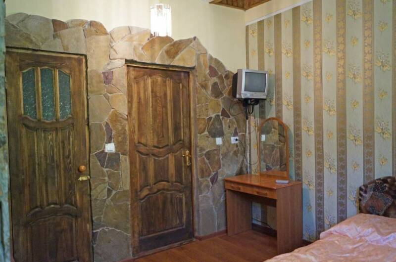 Двухместный номер второй этаж (балконная)