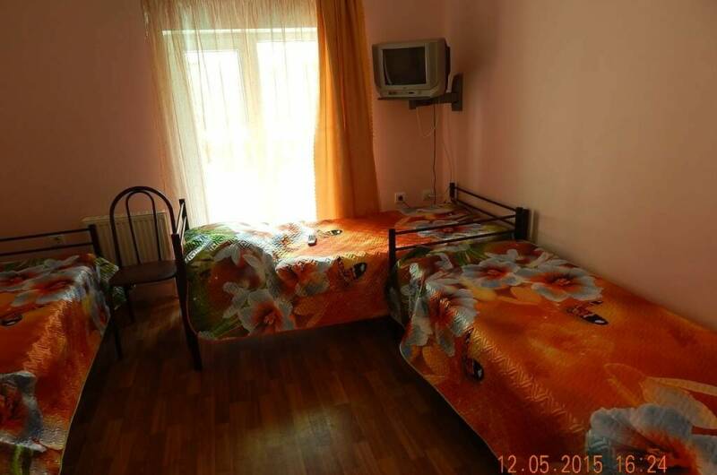 Номер «Стандарт-Эконом» на 3 человека