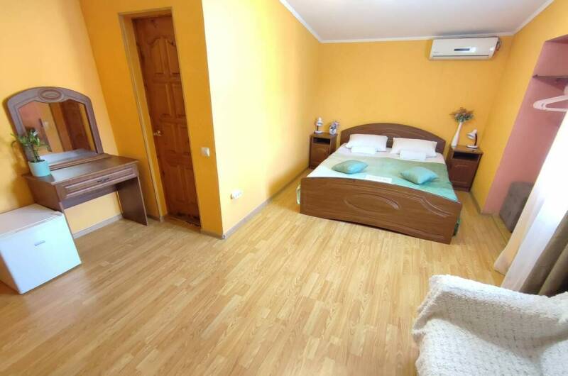 Трехместный стандартный номер Ника