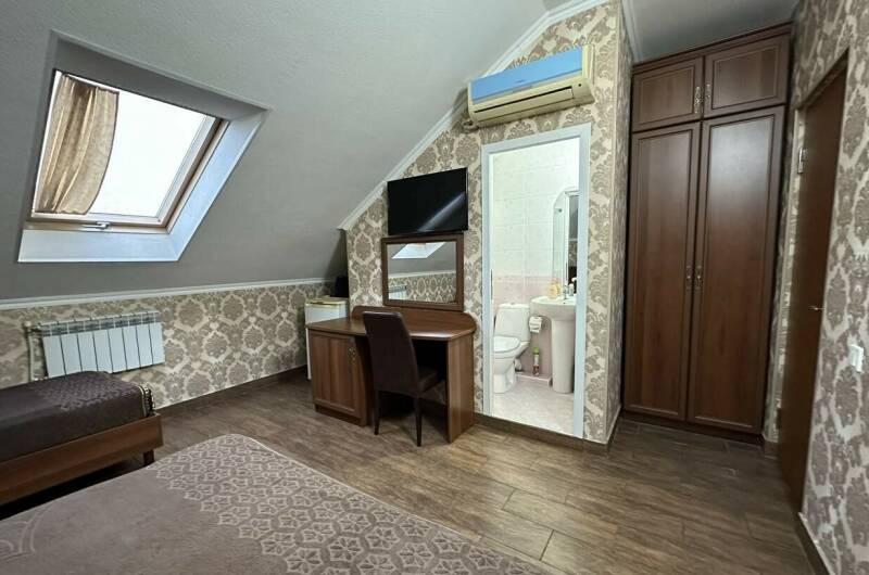 Трёхместный «Стандарт» на мансарде