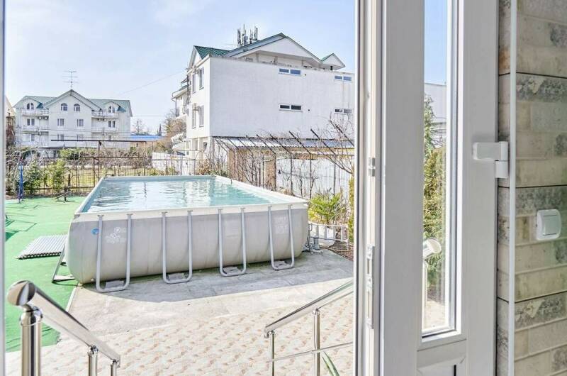 3х комнатные апартаменты для 9 человек