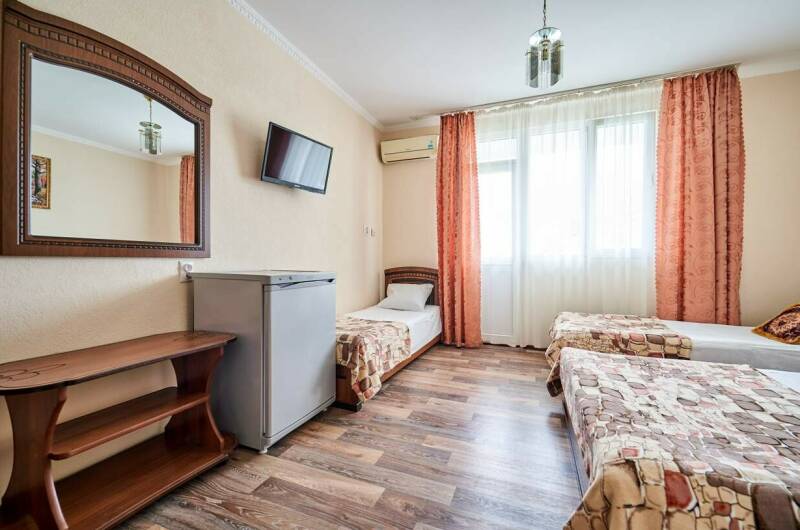 Четырехместный с удобствами в номере