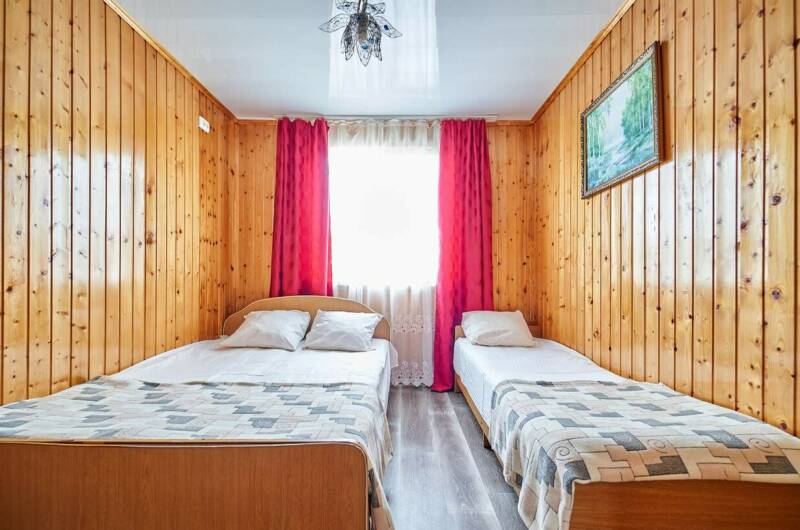 Трехместный эконом с удобствами на этаже