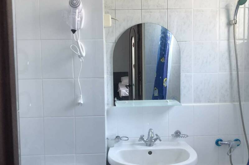 Номер 2-х местный со всеми удобствами